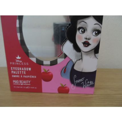 Disney Mad Beauty Snow White Eye Shadow Palette Brand New