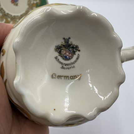Antique Schwarzenhammer Bavaria Porcelain Gold Trim tea cup & saucer Green