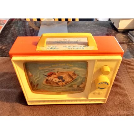 Old Vintage Fisher Price Giant Screen Music Box TV # 114 10" Wide Working 1966