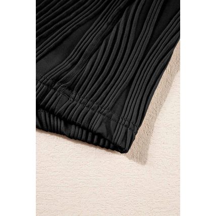 Black Textured Wavy Round Neck Long Sleeve Top