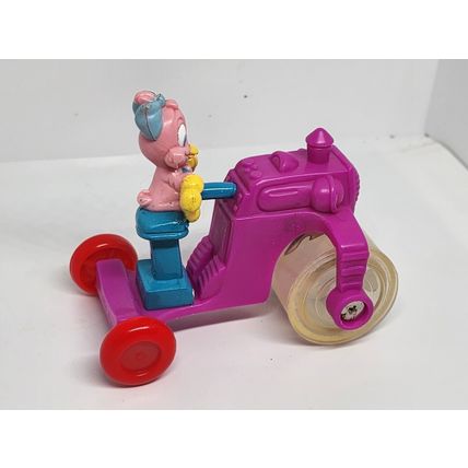 VINTAGE 1992 Warner Bros Tiny Toons Sweetie Pie Steam Roller Pink