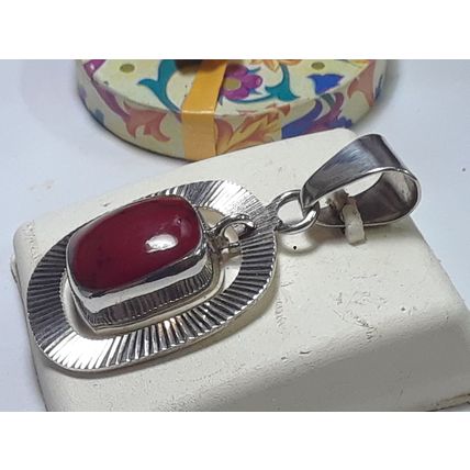Estate Red Jasper Sterling Silver floating reflective frame Slide Pendant #19564