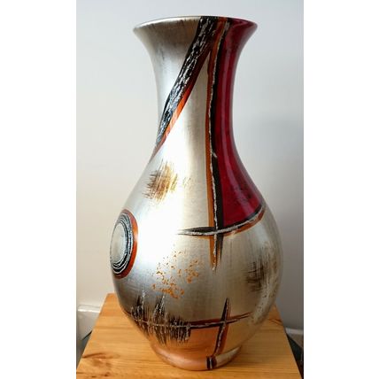 Beautiful Traditional Style Red and Silver Hand Painted Vase Flowers