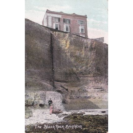 B722 BRIGHTON - THE BLACK ROCK . COLOURED PRINTED POSTCARD