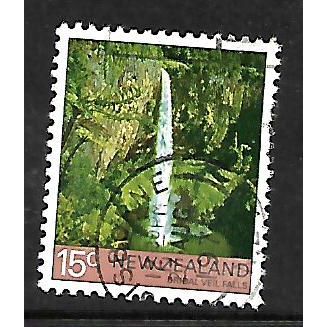 NEW ZEALAND 1976 WATERFALLS 15c BRIDAL VEIL FALLS SG 1123 FINE USED
