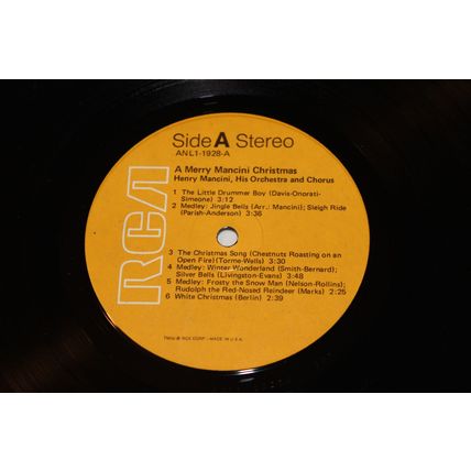 Henry Mancini and His Orchestra & Choir LP-A VERY MERRY CHRISTMAS STEREO