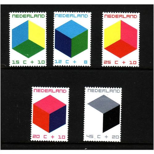 NETHERLANDS 1970 CHILD WELFARE SG1119/ 1123 SET 5 VALS M / MINT