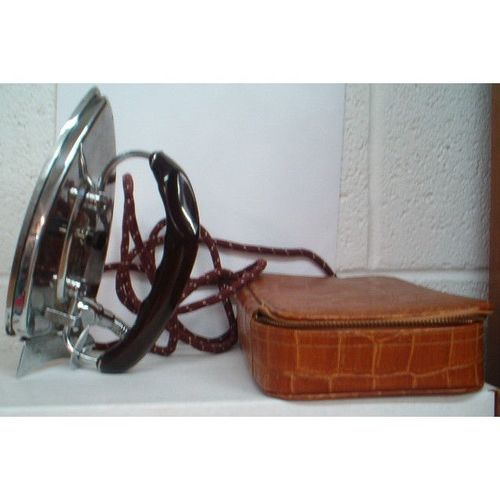 VINTAGE ' TRAVELING IRON with LEATHER CASE ' late 1950's