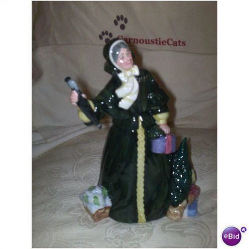 Christmas Parcels HN 2851 HN285 Royal Doulton Figurine Figure Lady