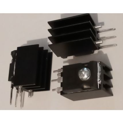 Lot of 3: Infineon IRG4PC50UDPBF with Heat Sinks