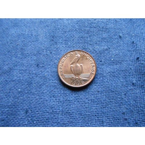 1996 ALBANIA 1 LEK COIN.