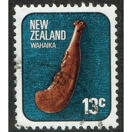 New Zealand 1975 Maori Artefacts 13c Brown Mauve and Black SG1097 FU