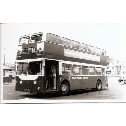Black & White Photograph of Maidstone & District Motor Services Ltd. - 579 RKJ