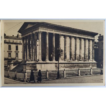 Postcards Nimes, France. Book of 20. Unposted