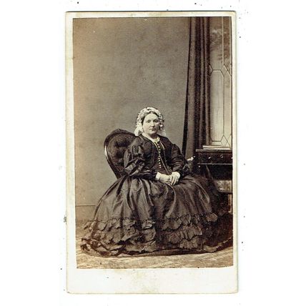 Victorian cdv photo elderly lady seated Liverpool photographer