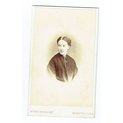 Victorian cdv photo portrait young woman Dublin photographer