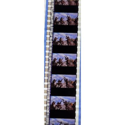 PK GEB - SCI- FI PK - d098T . 1 STRIP OF 5 - 35MM - FILM CELLS