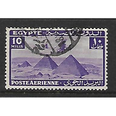 EGYPT 1941 AIR 10M VIOLET HANDLEY PAGE HP 42 OVER PYRAMIDS SG286 FINE USED#2