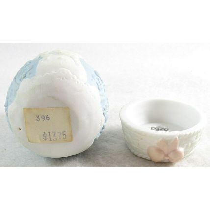 Precious Moments Wait Patiently Upon the Lord Easter 1996 Blue Egg + Holder