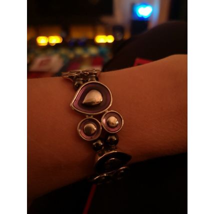 Charming Elasticated Bracelet