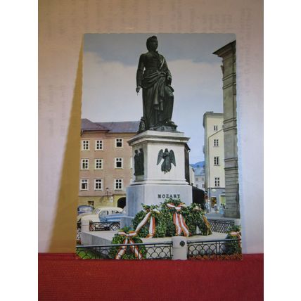 WOLFGANG AMADEUS MOZART STATUE, SALZBURG, AUSTRIA unused postcard =