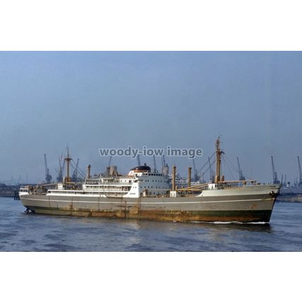 SL0694 - UK Cargo Ship - St Essylt - photograph 6x4