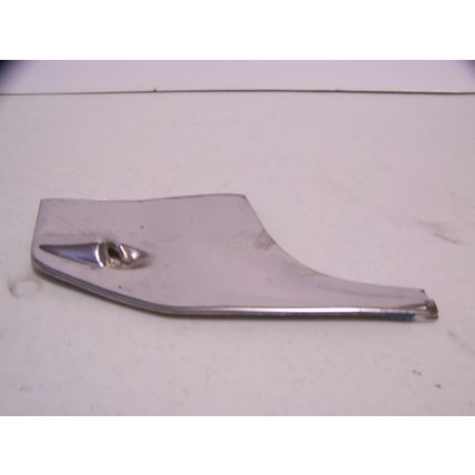 1973 DODGE CHARGER LH LOWER CORNER FRONT WINDOW TRIM OEM
