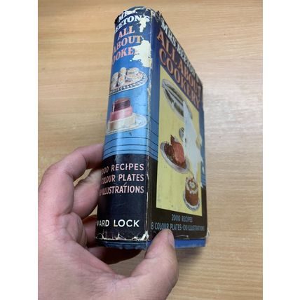c1950 "MRS BEETON'S ALL ABOUT COOKERY" ILLUSTRATED HARDBACK BOOK (P4)