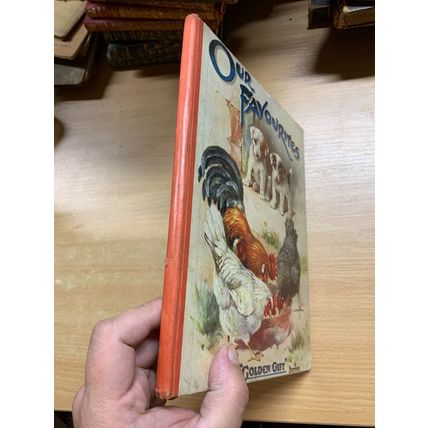 RARE* c1910s "OUR FAVOURITES" FATHER TUCK'S GOLDEN GIFT SERIES HB BOOK (P3)