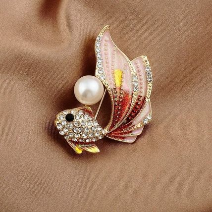 Goldfish Brooch / Hat Pin Fashion Rhinestone Pearl Fish
