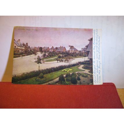BOURNEVILLE VILLAGE TRIANGLE, BIRMINGHAM, WARWICKSHIRE unused antique postcard =