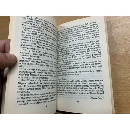 1995 SUSAN M COOLIDGE "WHAT KATY DID AT SCHOOL" FICTION PAPERBACK BOOK (P2)