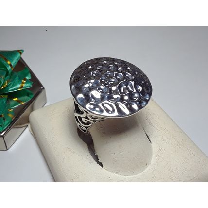 Estate Hammered Top open Scrolled sides 9.2 gram Bold Sterling Silver Ring#16900