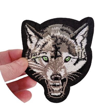 Wolf Iron On Patch Face 8.9cm x 10.5cm Detailed Badge Motif Animal Applique P176