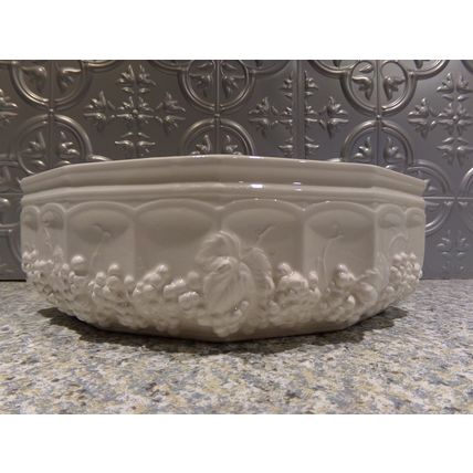 Vintage Lefton 3262 White Grape Wall Pocket Vase Planter