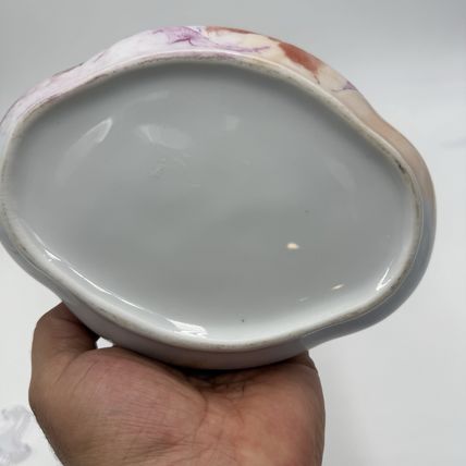 Vintage L.J Pearson Porcelain Painted Art Hummingbird Nest Trinket Box