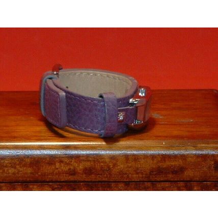 Pre-Owned Women’s Fossil ES-9918 Leather Band Analog Watch