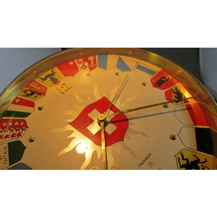 RARE 1930's HELVECO 8 Day SWITZERLAND COAT OF ARMS Wind Up Mantel Clock WORKS