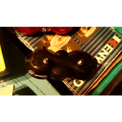 bike cycle lights cateye front rear led aaa battery charger hermanns h-goggle