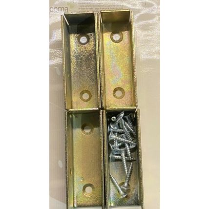 Blooma Solid Steel Fixing Clip 22mm Bracket Clips for Fencing Etc 2 Packs of 4