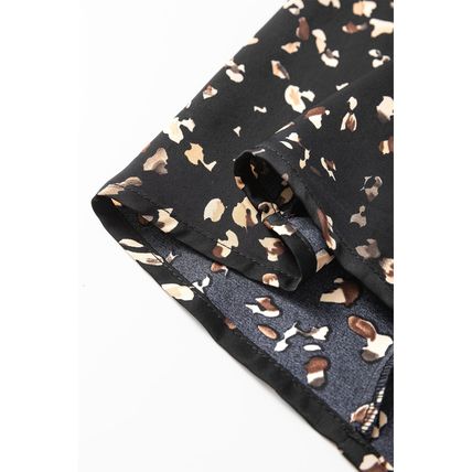 Black Leopard Print Lantern Sleeve Mock Neck Pleated Blouse