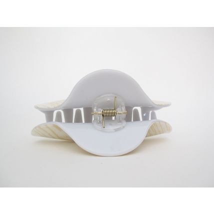Long creme white blonde and gold hair claw clip