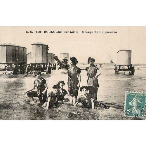 CARTE POSTALE - BAIGNEUSE - Ref 28