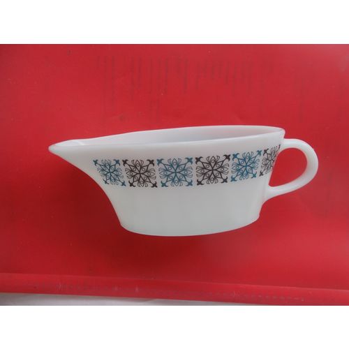 GRAVY BOAT / PYREX CHELSEA (14/01)