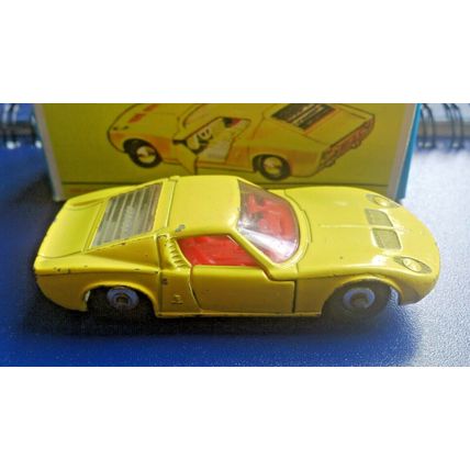 Matchbox No33 Lamborghini Miura - Yellow/red-Interior