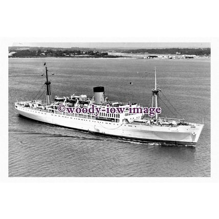pu0892 - Fyffes Cargo Ship - Golfito , built 1949 - print 6x4