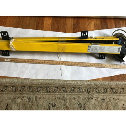1 SET SICK FGSE750-21,FGSS750-21 SAFETY LIGHT CURTAINS SICK 30-FGS,TA