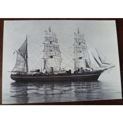 Discovery during South Atlantic research work 1986 Postcard ship Dundee Heritage