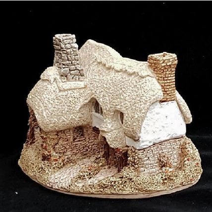 Lilliput Lane Ostlers Keep Thatched Cottage Collectable Vintage Ornament