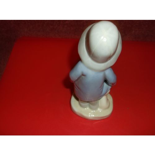 LITTLE BOY BLUE (26/01) APPROX 4 3/4"